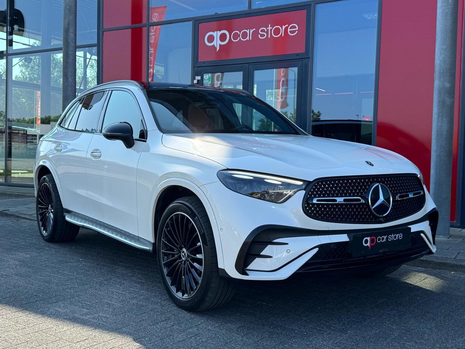 Mercedes-Benz GLC-klasse 400e 4MATIC AMG Line /Pano Full spe, Auto's, Automaat, Gebruikt, Wit, Automatische klimaatregeling