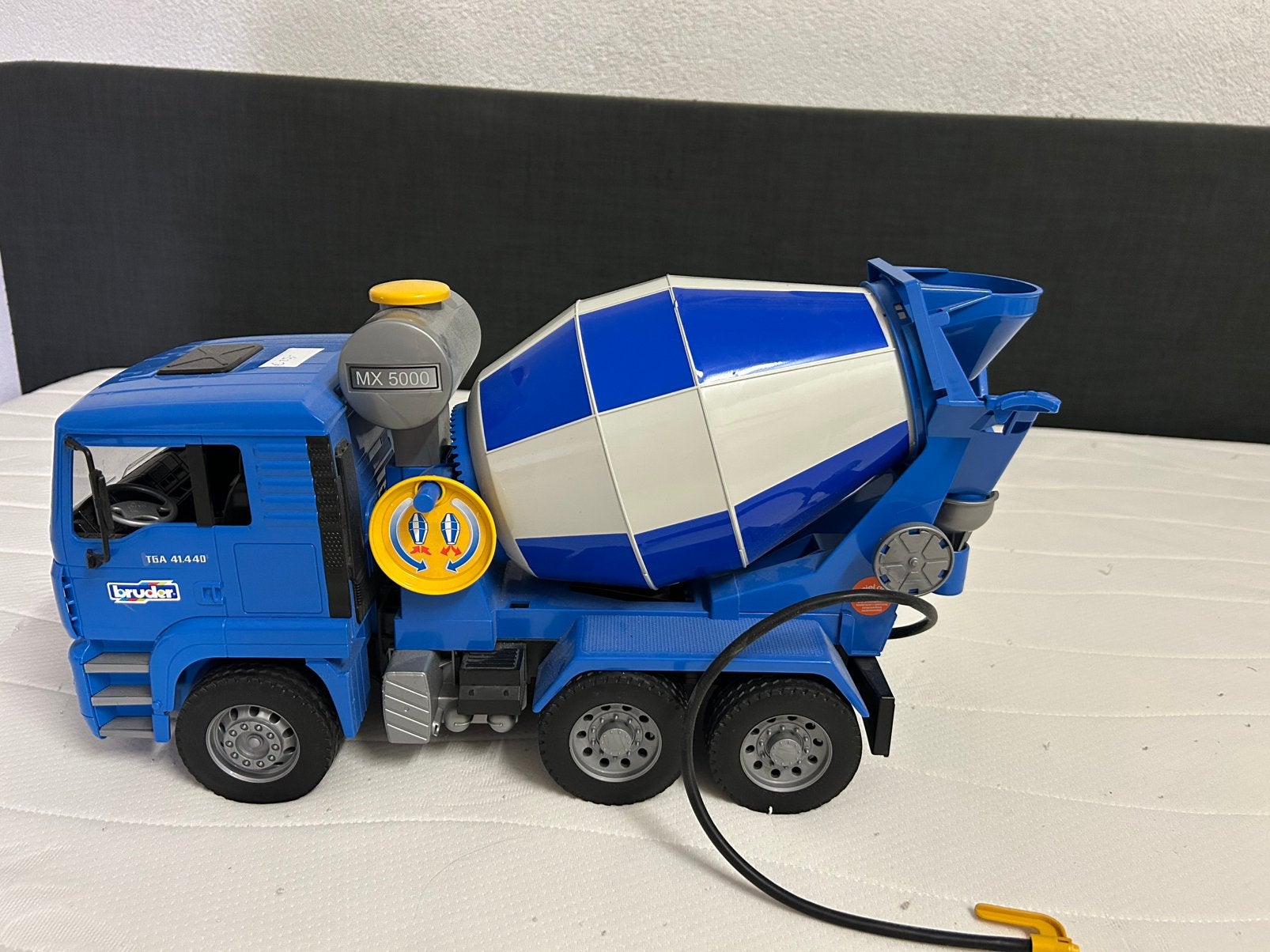 Bruder Cementmixer Speelgoedvrachtwagen, Ophalen, Zo goed als nieuw