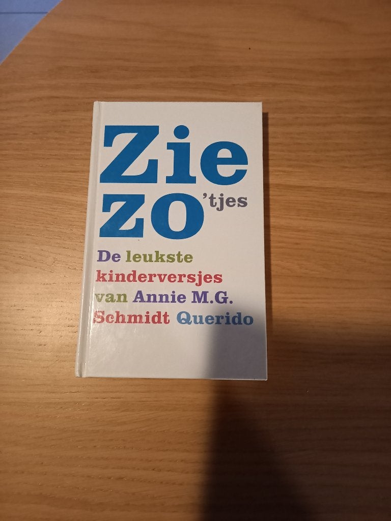 ziezo'tjes de leukste kinderversjes van annie mg schmidt, Boeken, Ophalen of Verzenden, Zo goed als nieuw
