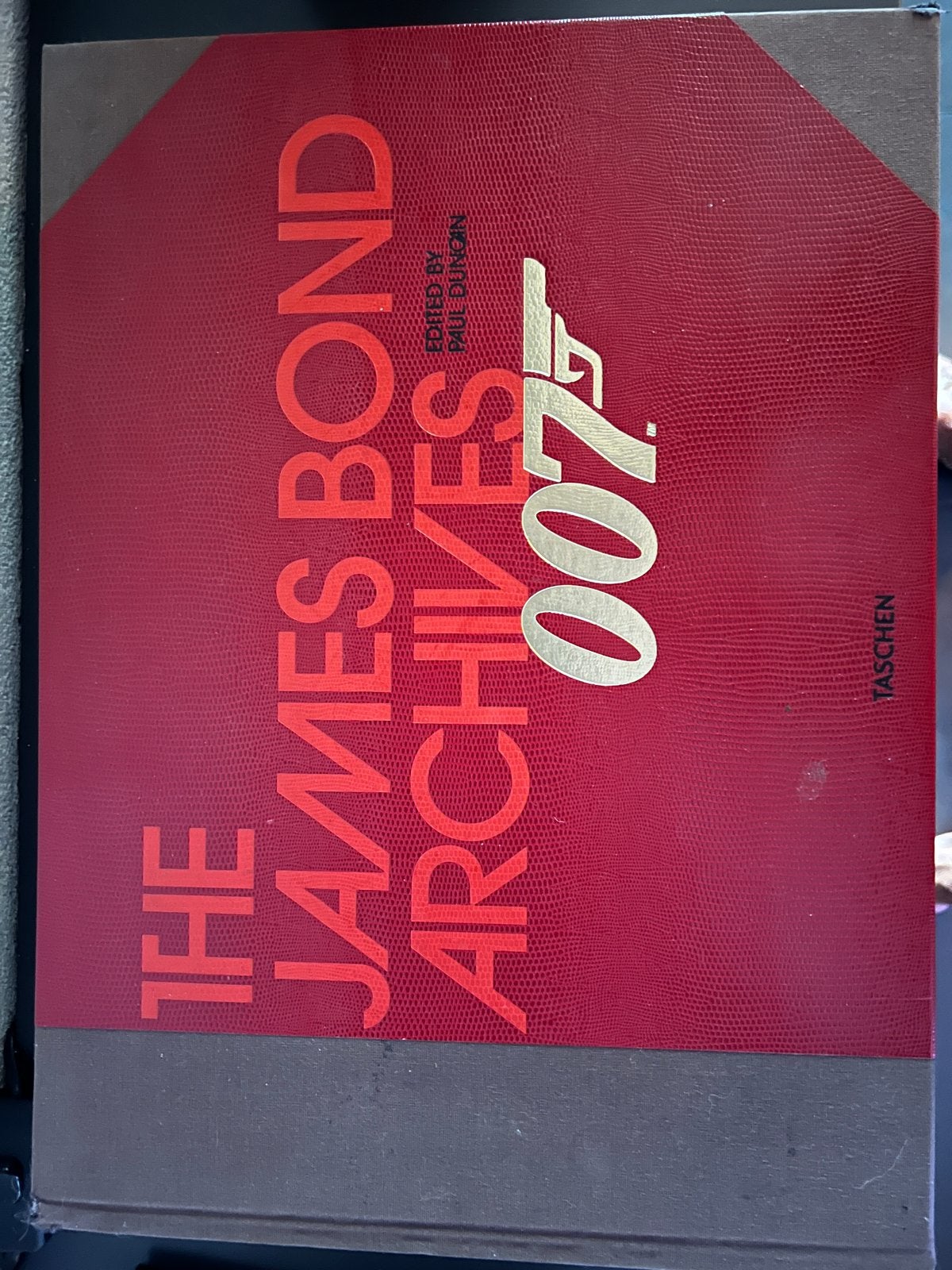 The James Bond Archives 007 - incl. stukje originele film., Ophalen, Gelezen, Wereld overig