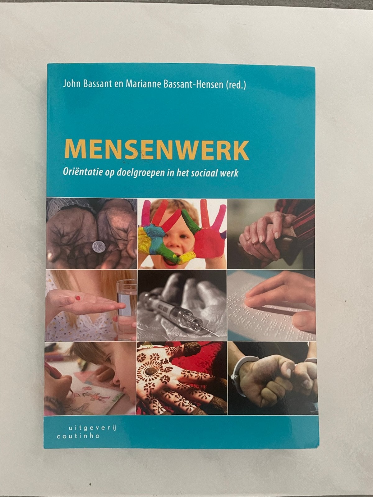 Mensenwerk: Oriëntatie op doelgroepen in het sociaal werk, Boeken, Studieboeken en Cursussen, Ophalen, Gamma, Zo goed als nieuw