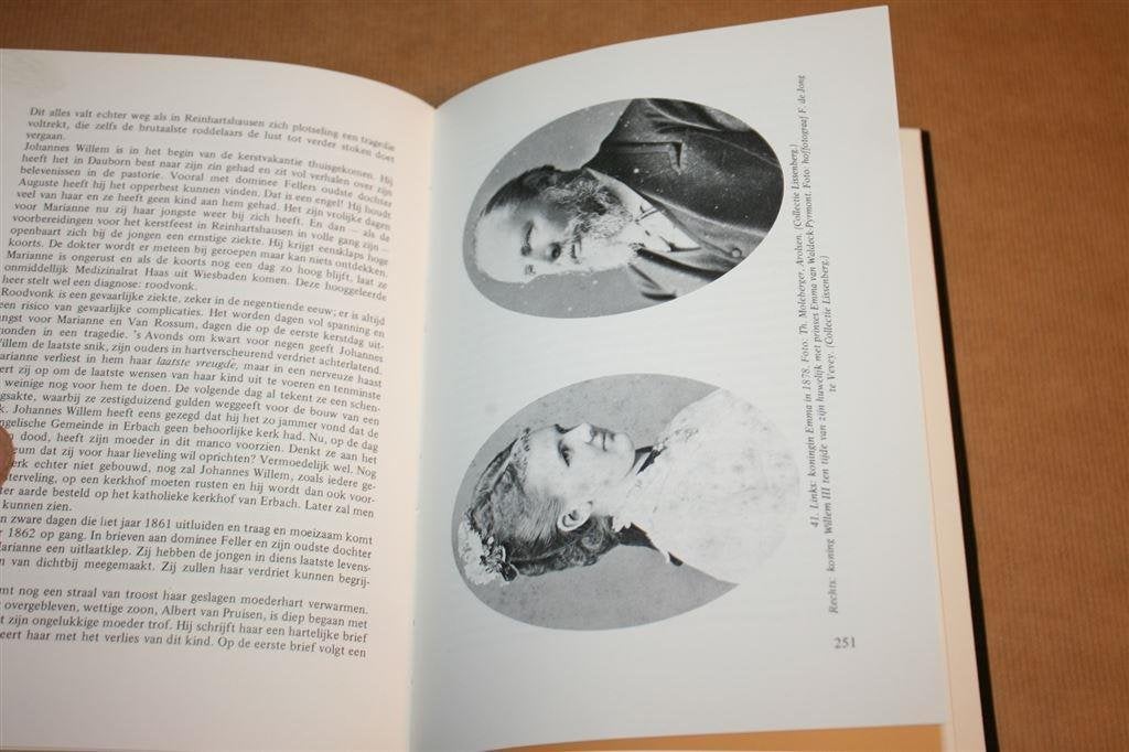 Nederland, Oranje en de doofpot - Raadsels 19de eeuw, Boeken, Ophalen of Verzenden, Gelezen