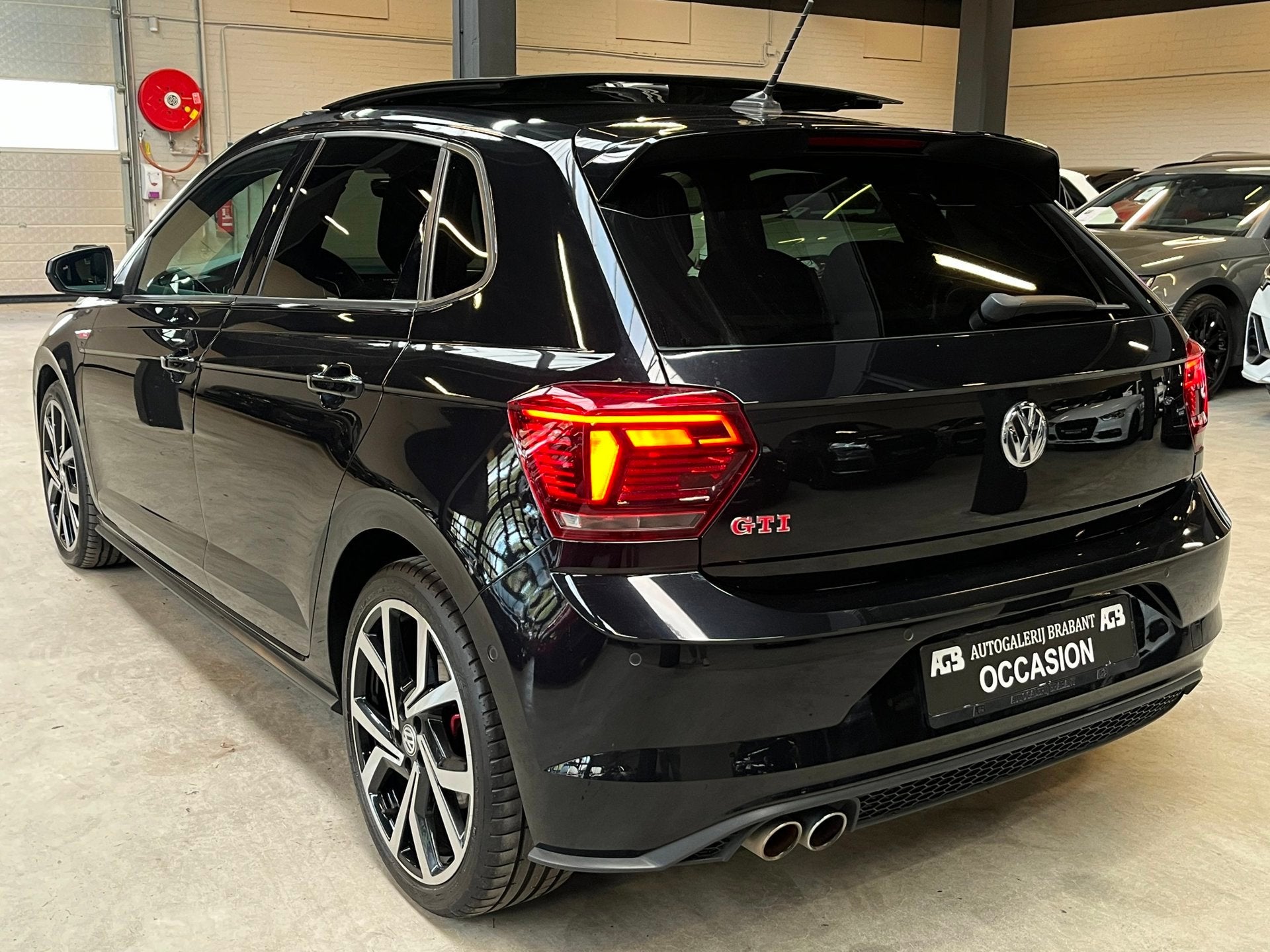 Volkswagen Polo 2.0 TSI GTI Pano/Park-Pilot/CarPlay/Automaat, Auto's, Dealer onderhouden, Gebruikt, 4 cilinders, 1984 cc