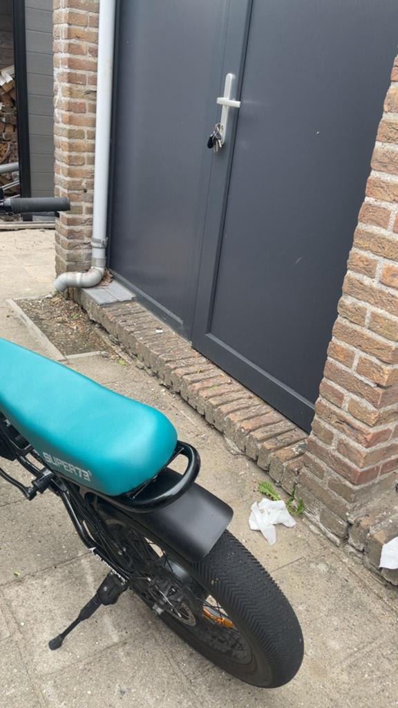 Super73 Zg, Fietsen en Brommers, Elektrische fietsen, Gebruikt, 59 cm of meer, 30 tot 50 km per accu, Ophalen