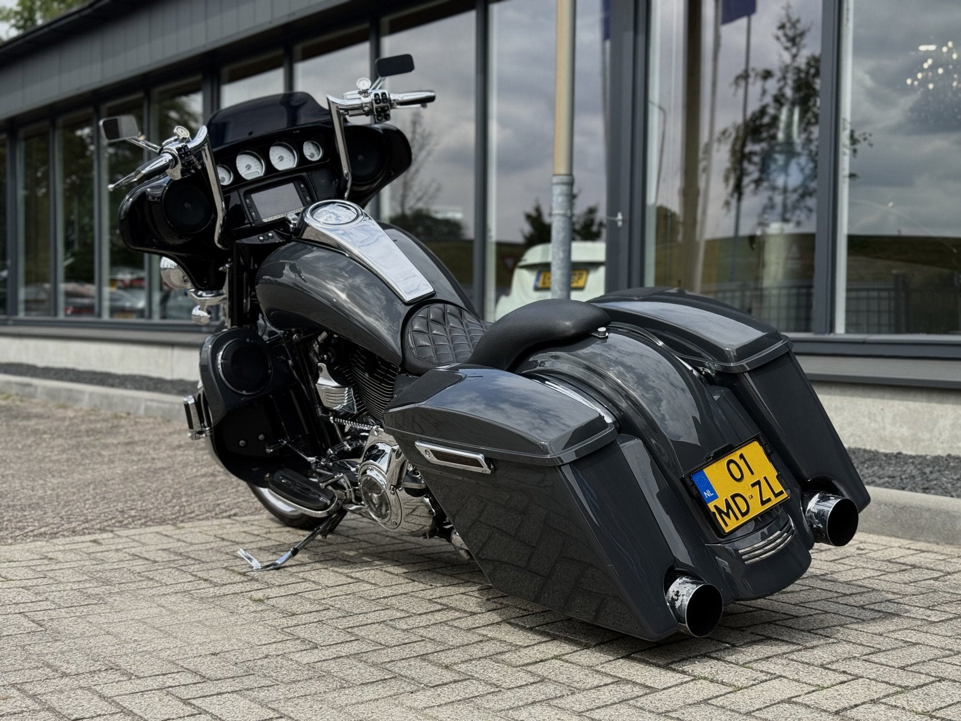 Harley-Davidson FLHX Street Glide Screamin' Eagle Custom 23", 1690 cc, Rooseveltlaan 10A
5466AB  VEGHEL, NL, Meer dan 35 kW, Overig
