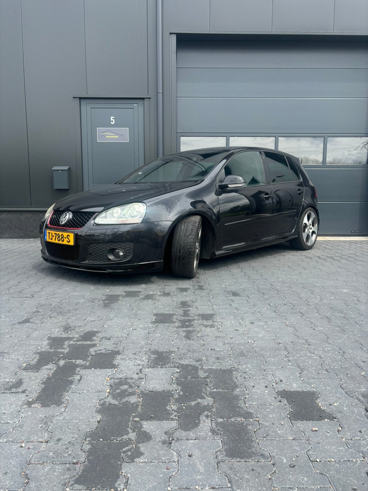 Volkswagen Golf GTI DSG / Lees beschrijving! / Liefhebber!, Auto's, Volkswagen, 1984 cc, Zwart, Particulier, Geïmporteerd
