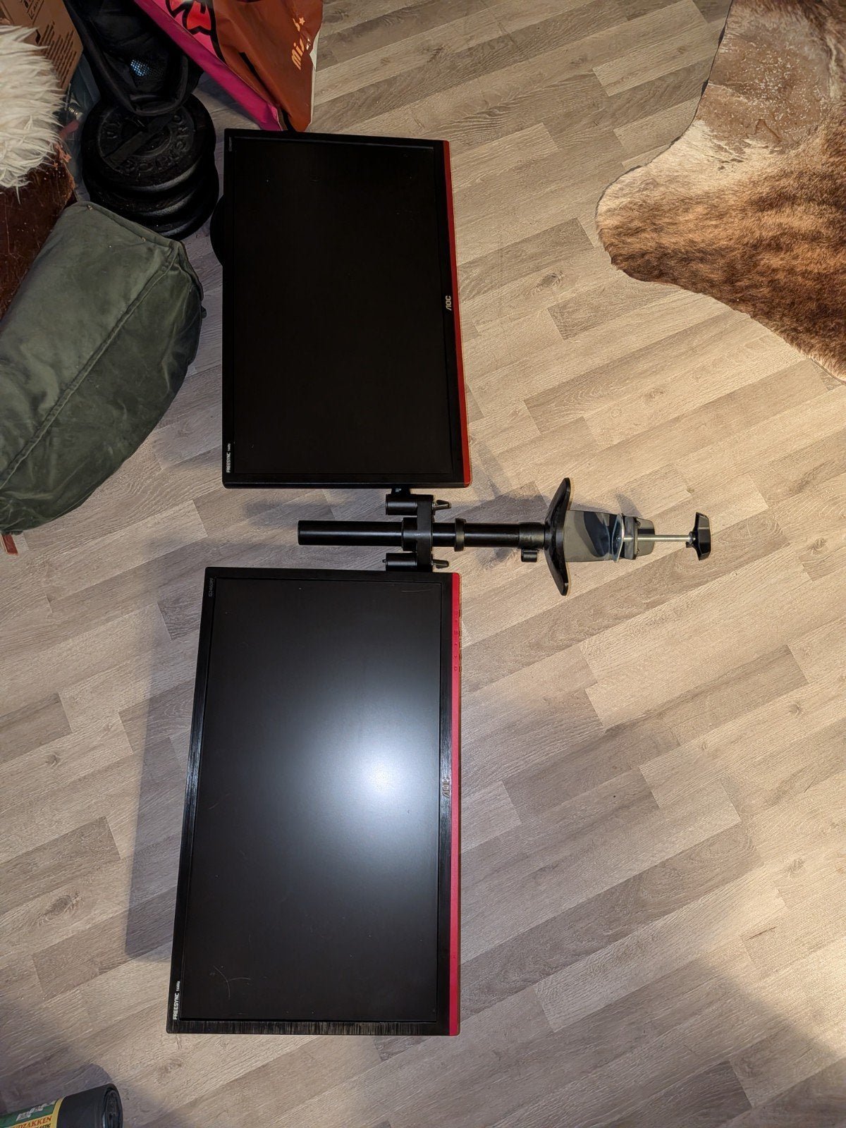 AOC monitors 144hz met monitor arm, Gebruikt, IPS, 101 t/m 150 Hz, DisplayPort
