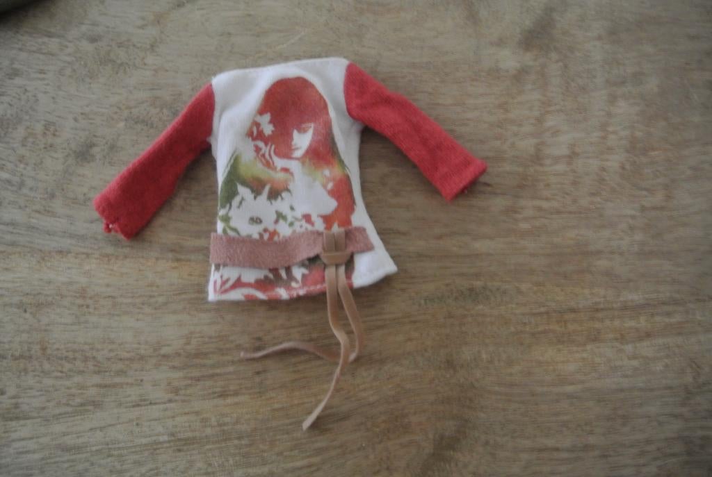 Barbie Kleertjes  Tas Fashion Fever/ nr 155, Verzamelen, Poppen, Ophalen of Verzenden, Zo goed als nieuw, Kleertjes