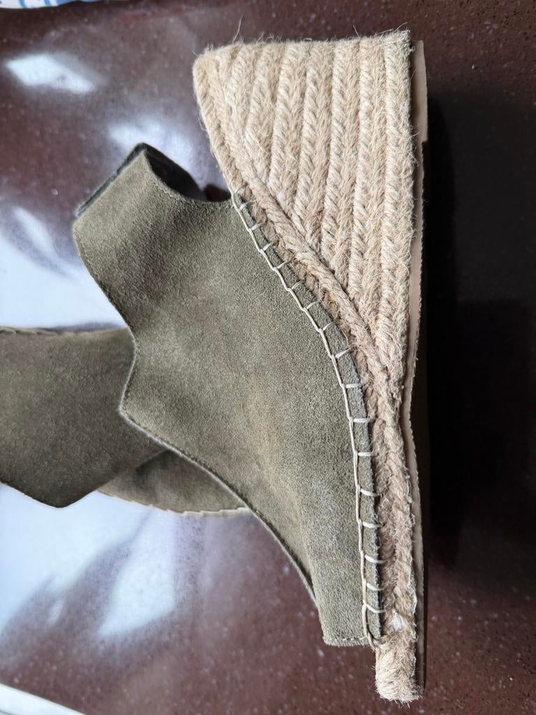YAYA suède espadrille sleehak sandalen maat 38, Ophalen of Verzenden, Zo goed als nieuw, Groen, Sandalen of Muiltjes