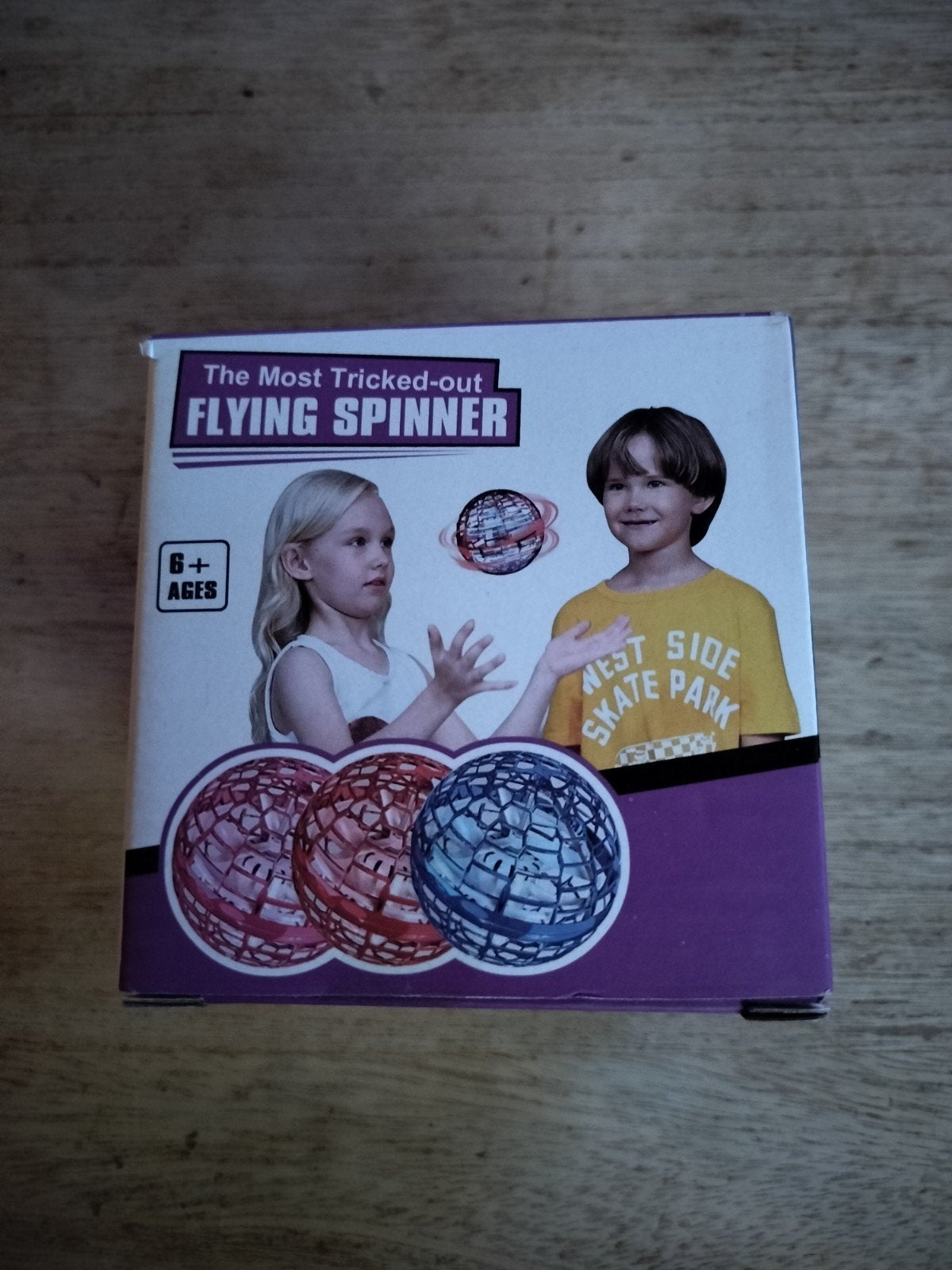 Vliegende Spinner met RGB Verlichting, Ophalen, Zo goed als nieuw, Jongen of Meisje
