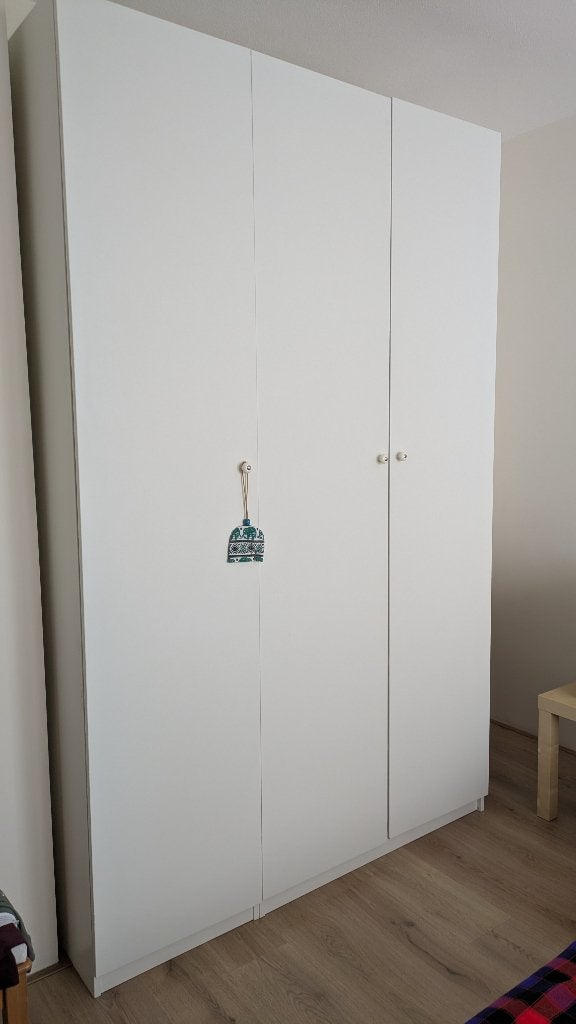 WARDROBE 3-door, H 235cm, Huis en Inrichting, Ophalen, Met deur(en), Gebruikt, 100 tot 150 cm