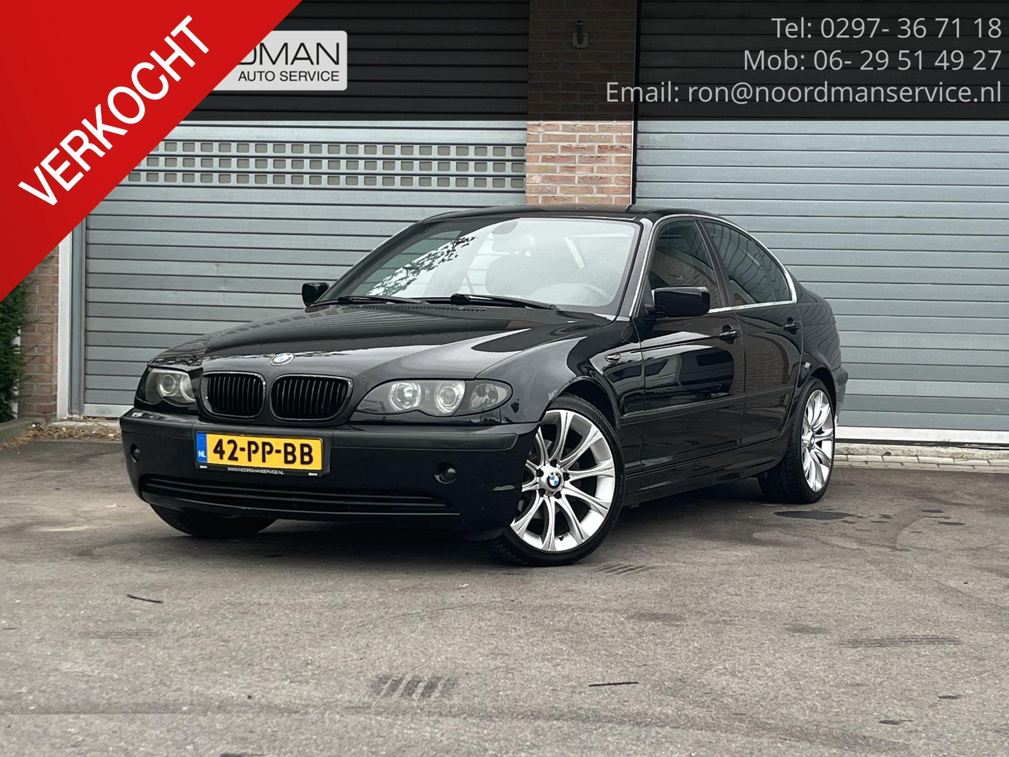 BMW 3-serie 320i Special Edition, Auto's, Achterwielaandrijving, Gebruikt, Zwart, Grijs