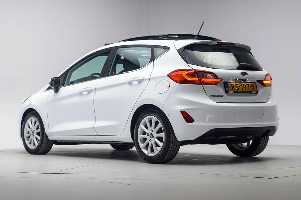 Ford Fiesta 1.0 EcoBoost 100pk Titanium 5-drs [ Panorama Cli, Auto's, 1063 kg, Gebruikt, Origineel Nederlands, Bedrijf