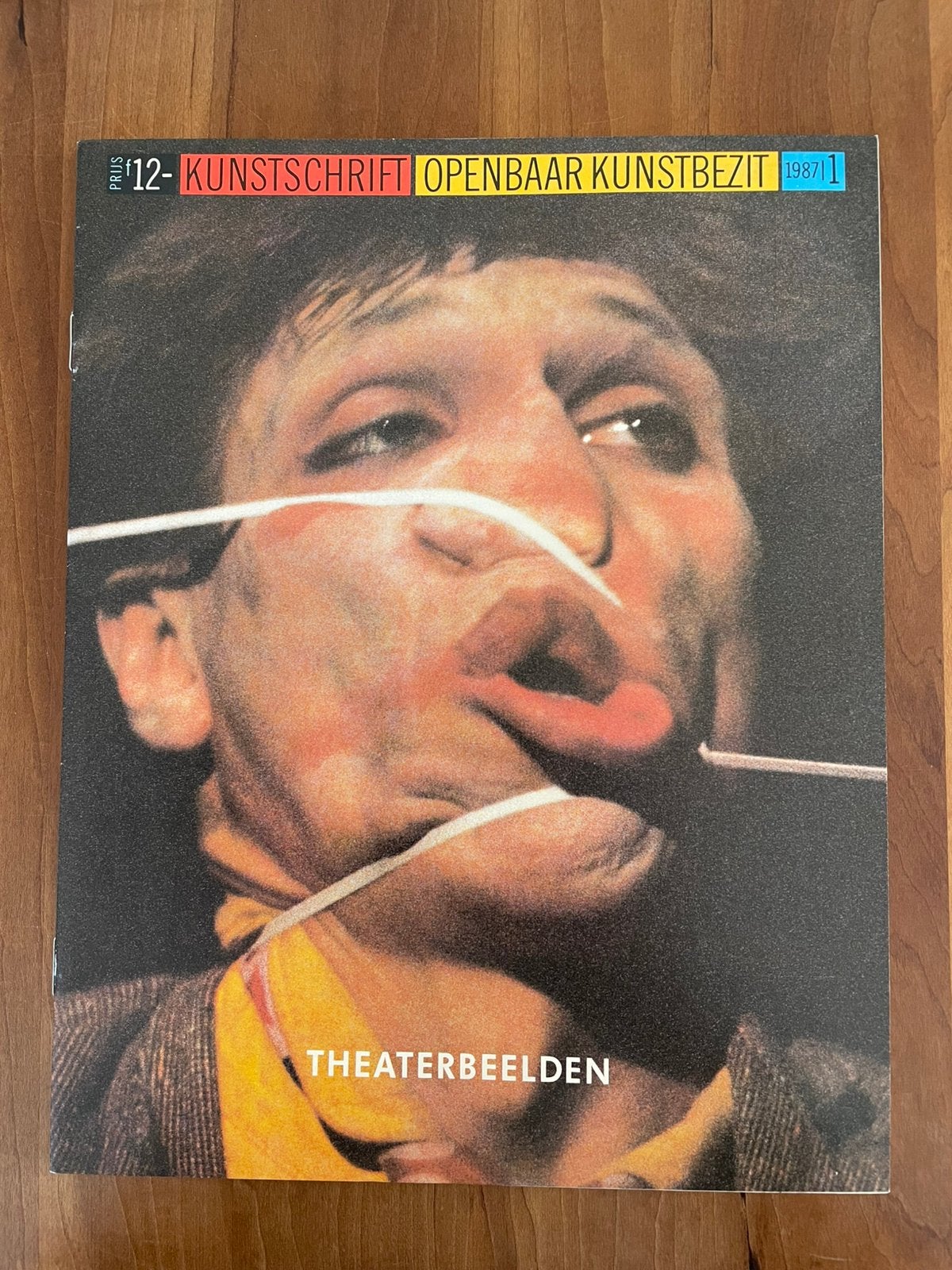 Kunstschrift 1987 1 Theaterbeelden openbaar kunstbezit, Ophalen of Verzenden, Zo goed als nieuw