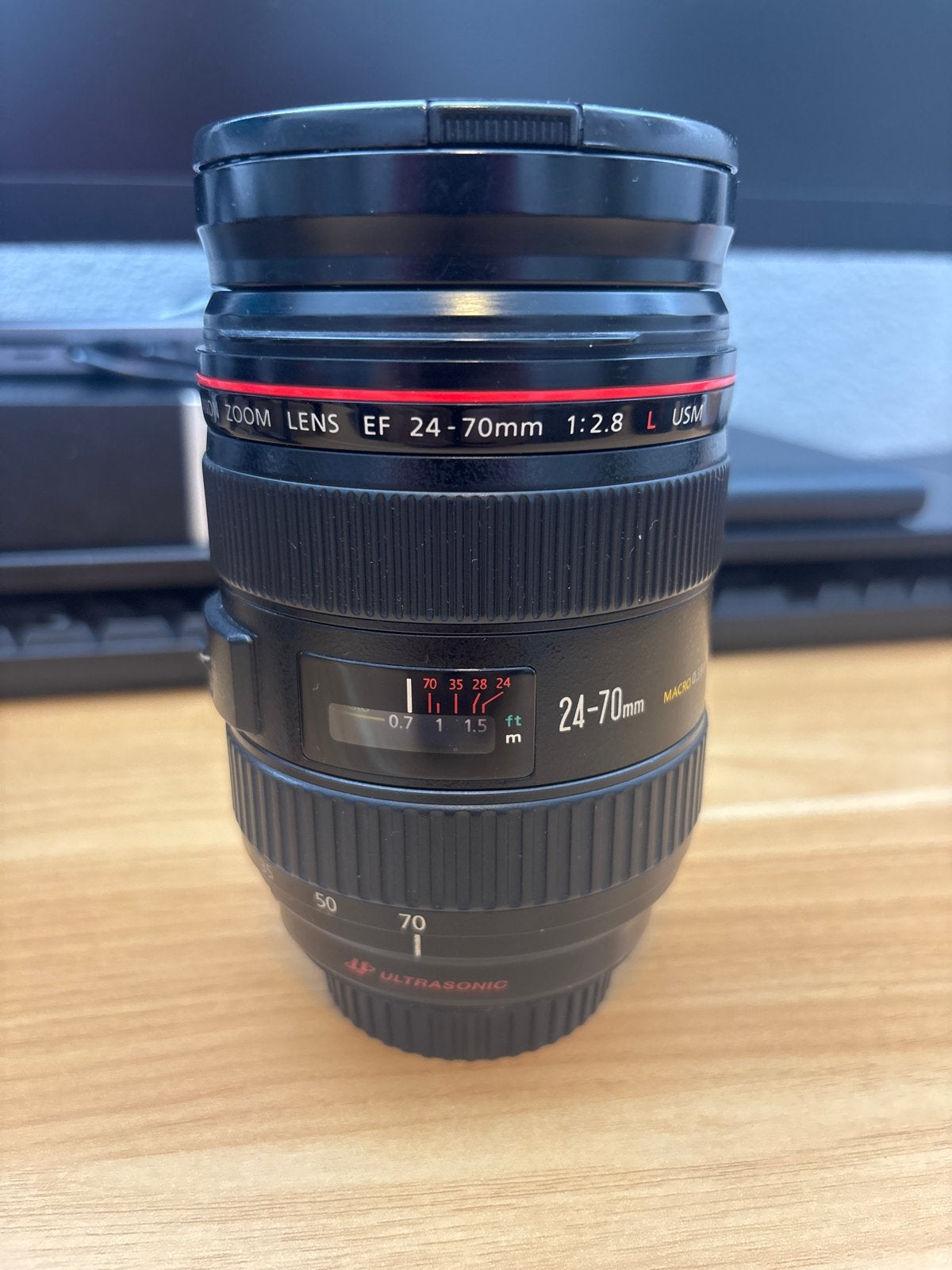 Canon EF 24-70mm f/2.8 L USM Zoomlens, Audio, Tv en Foto, Fotografie | Lenzen en Objectieven, Ophalen of Verzenden, Gebruikt, Standaardlens