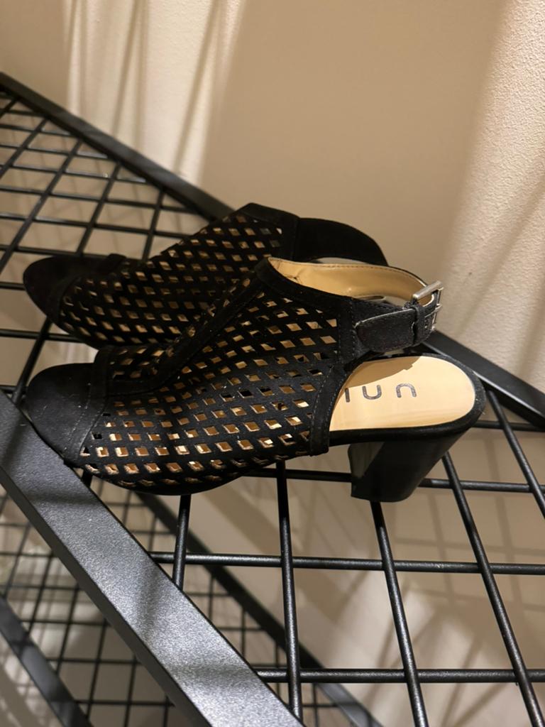 Unisa Zwarte open schoenen met hak, maat 37, Ophalen of Verzenden, Gedragen, Zwart, Schoenen met hoge hakken
