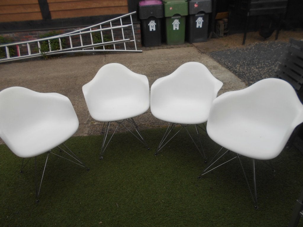 4 Retro Kuipstoelen, Huis en Inrichting, Stoelen, Ophalen, Gebruikt, Wit