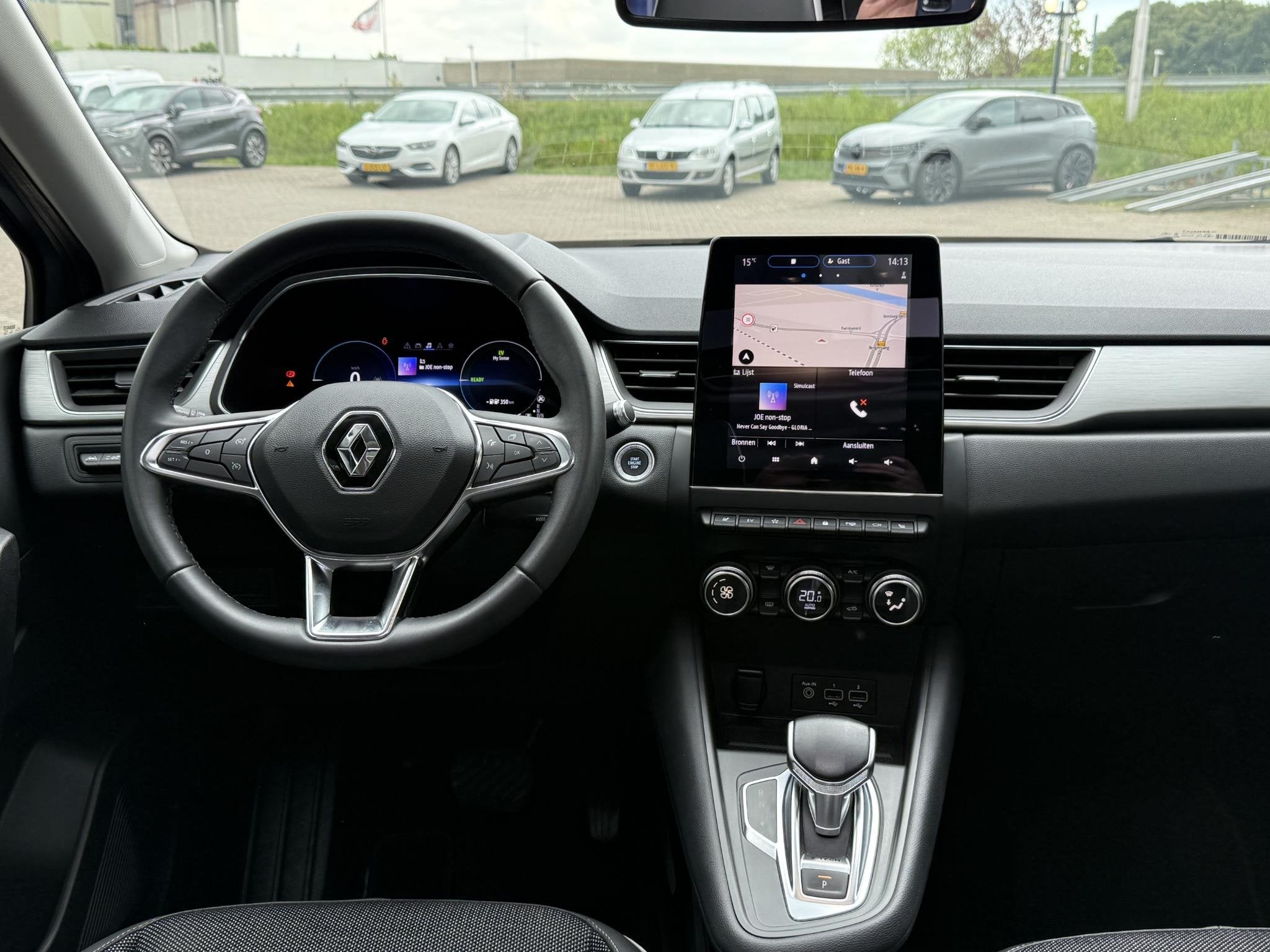 Renault Captur 1.6 E-Tech Plug-in Hybrid 160 Intens | Panora, Auto's, Renault, Stof, Gebruikt, 4 cilinders, Bedrijf