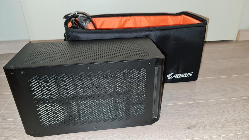 Gigabyte Aorus RTX 1080 Ti gaming box eGPU, Computers en Software, Videokaarten, Gebruikt, Nvidia, Overige typen, Overige soorten