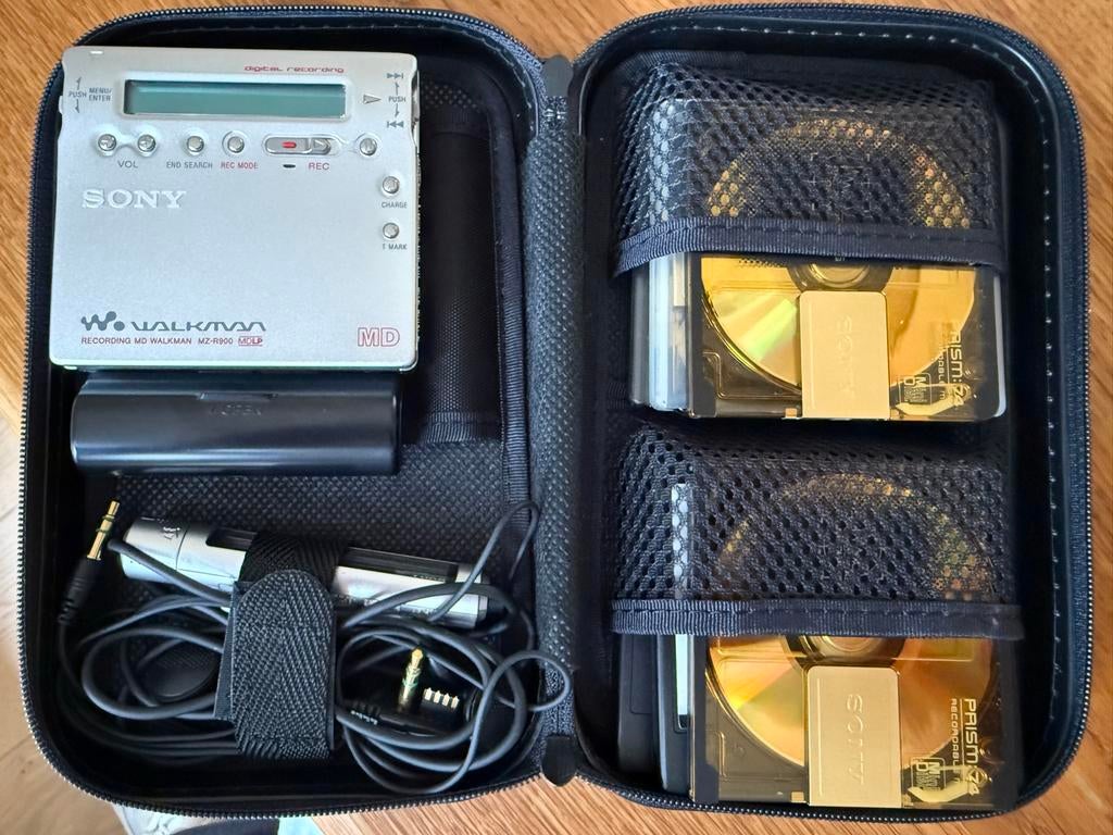 Sony Minidisc recorder MZ R900 (inc discs, headset, hoesje), Ophalen of Verzenden, Minidisc-recorder