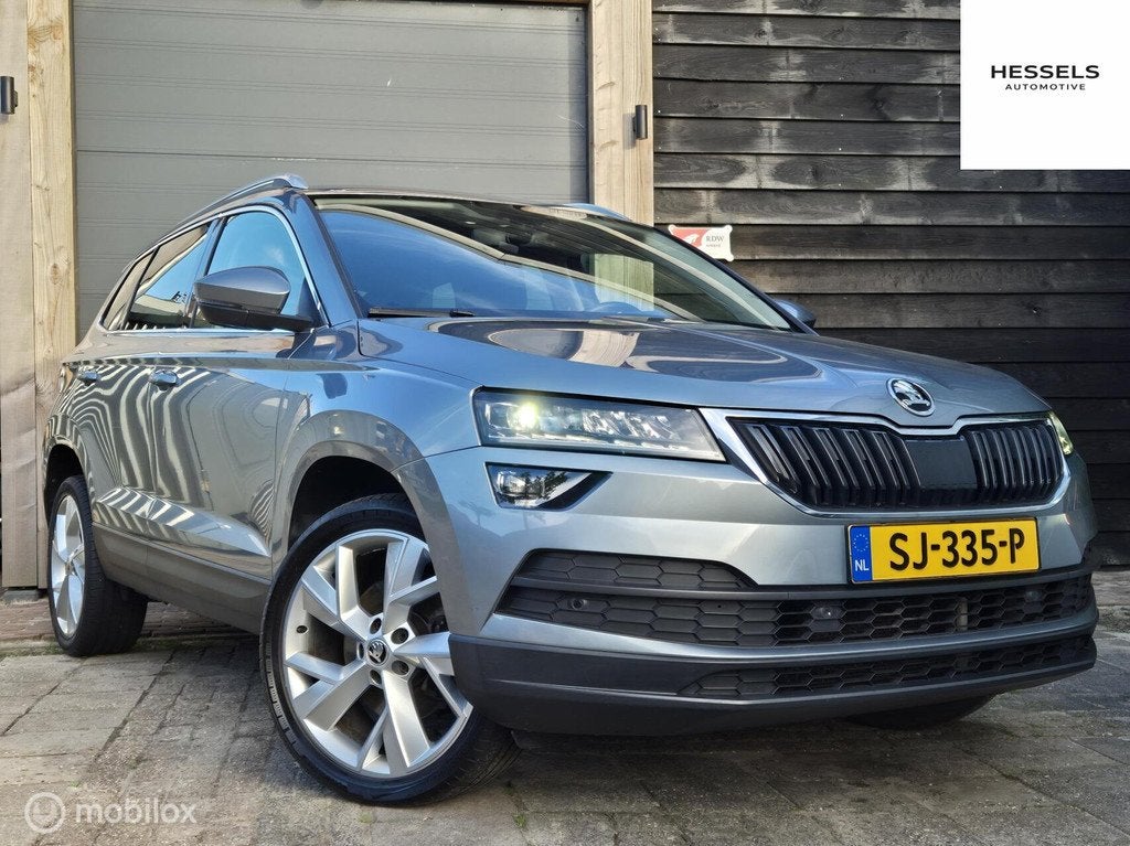 Skoda Karoq 1.5 TSI ACT Style DSG LED, Trekhaak, adaptief, Auto's, Skoda, Euro 6, 4 cilinders, 150 pk, Karoq