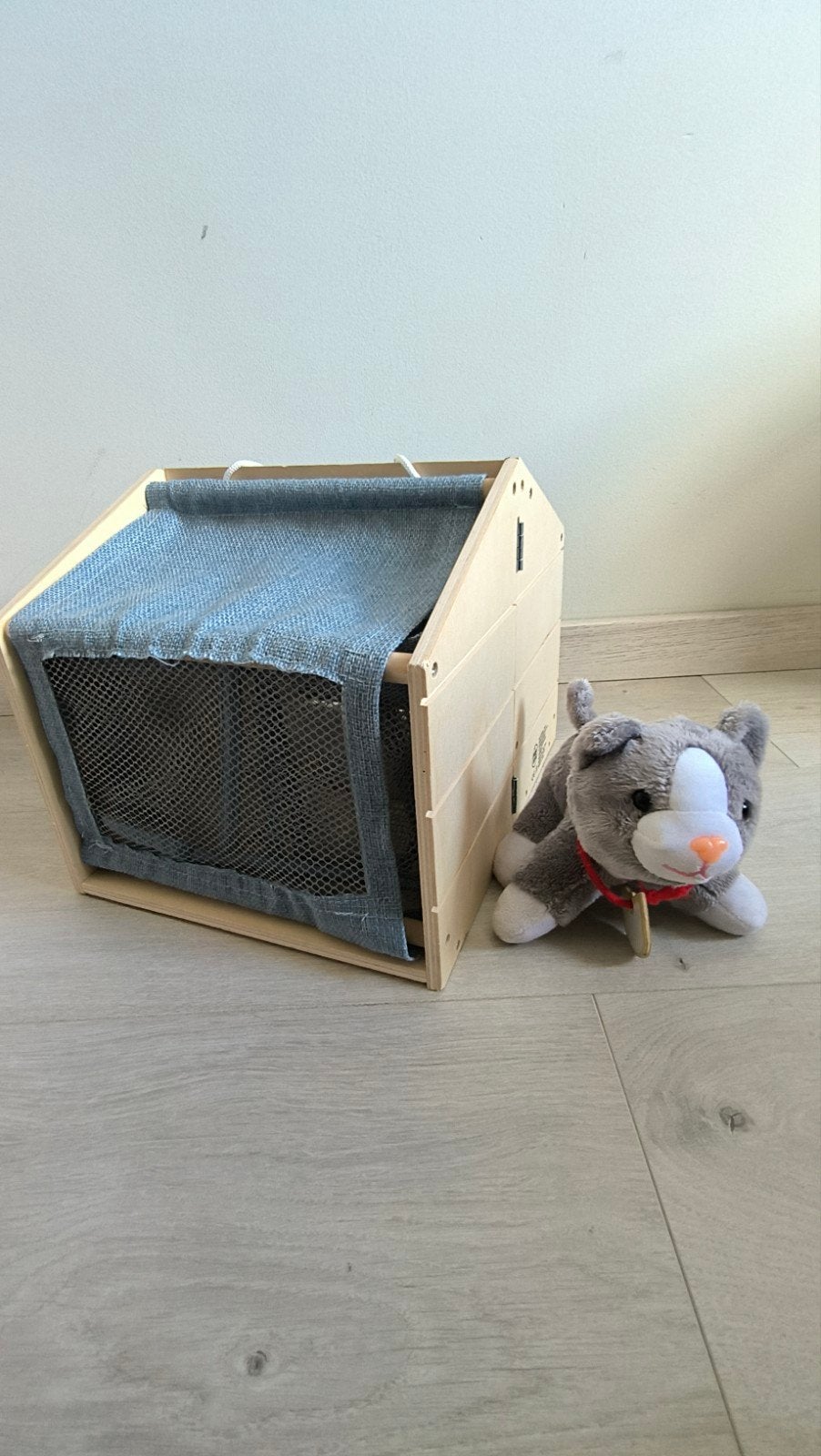 Knuffels kat met huis, Ophalen of Verzenden, Gebruikt, Grijs, Middelgroot (20 tot 80 cm)