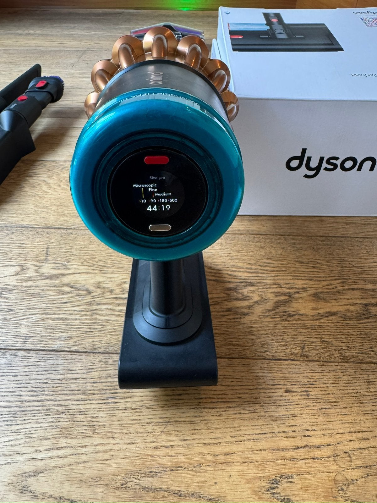 Foto 10 van NIEUWSTAAT Dyson V16 Piston Animal Submarine 14 MND GARANTIE