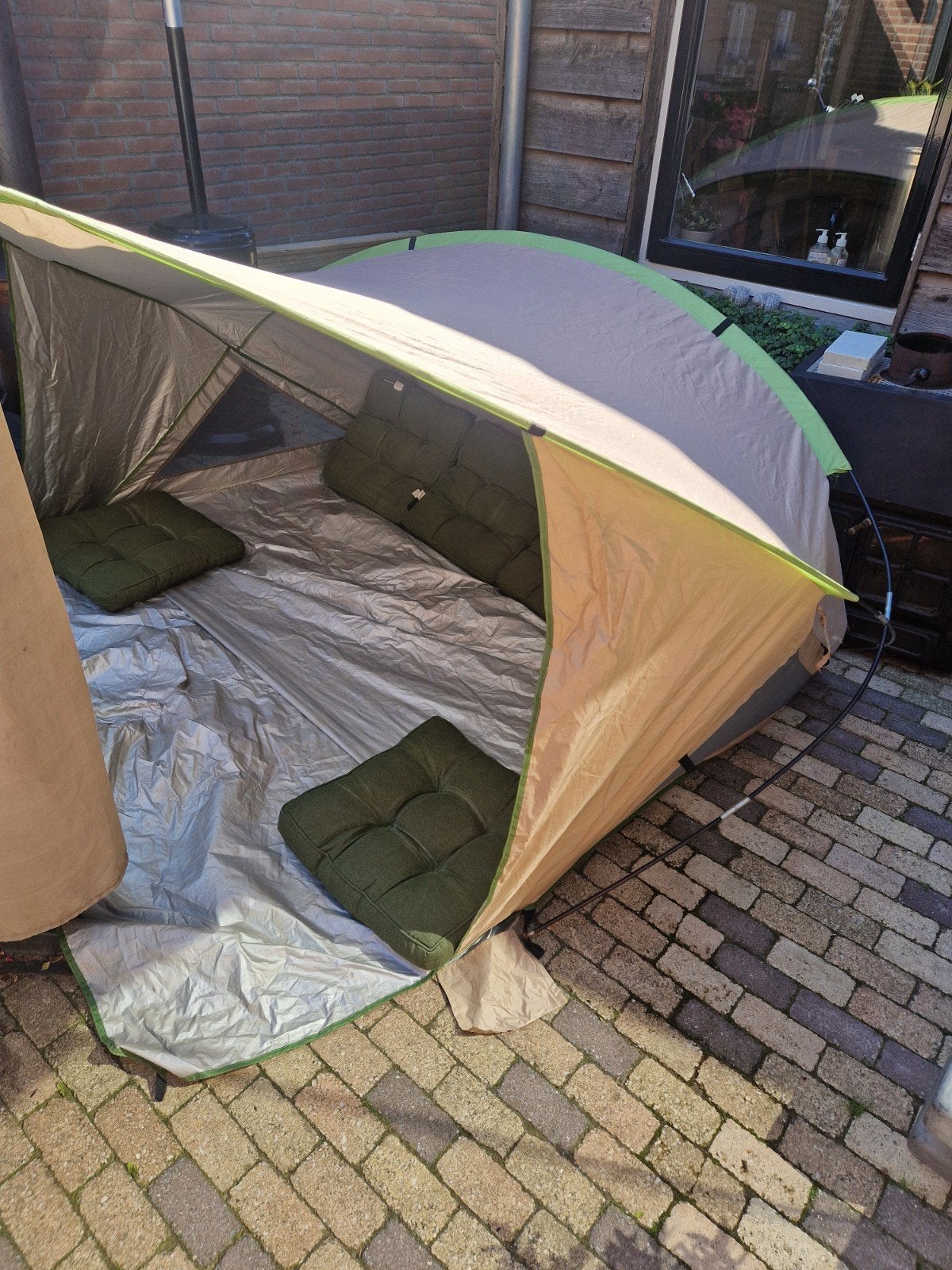 Eureka! Sunshade Strandtent / Schaduwdoek, Caravans en Kamperen, Tenten, Ophalen of Verzenden, Zo goed als nieuw