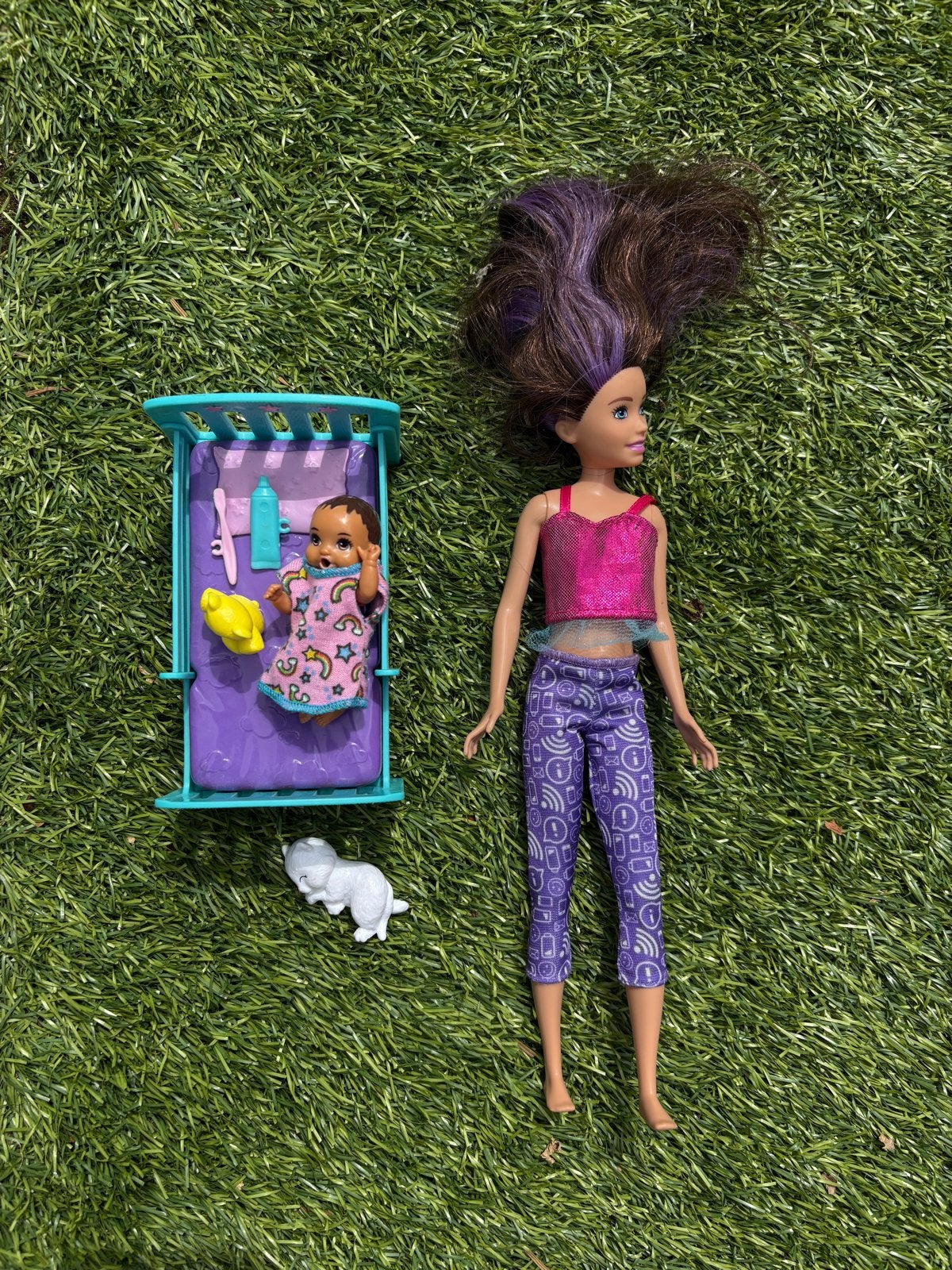Barbie babysitter, Kinderen en Baby's, Speelgoed | Poppen, Ophalen, Gebruikt, Barbie