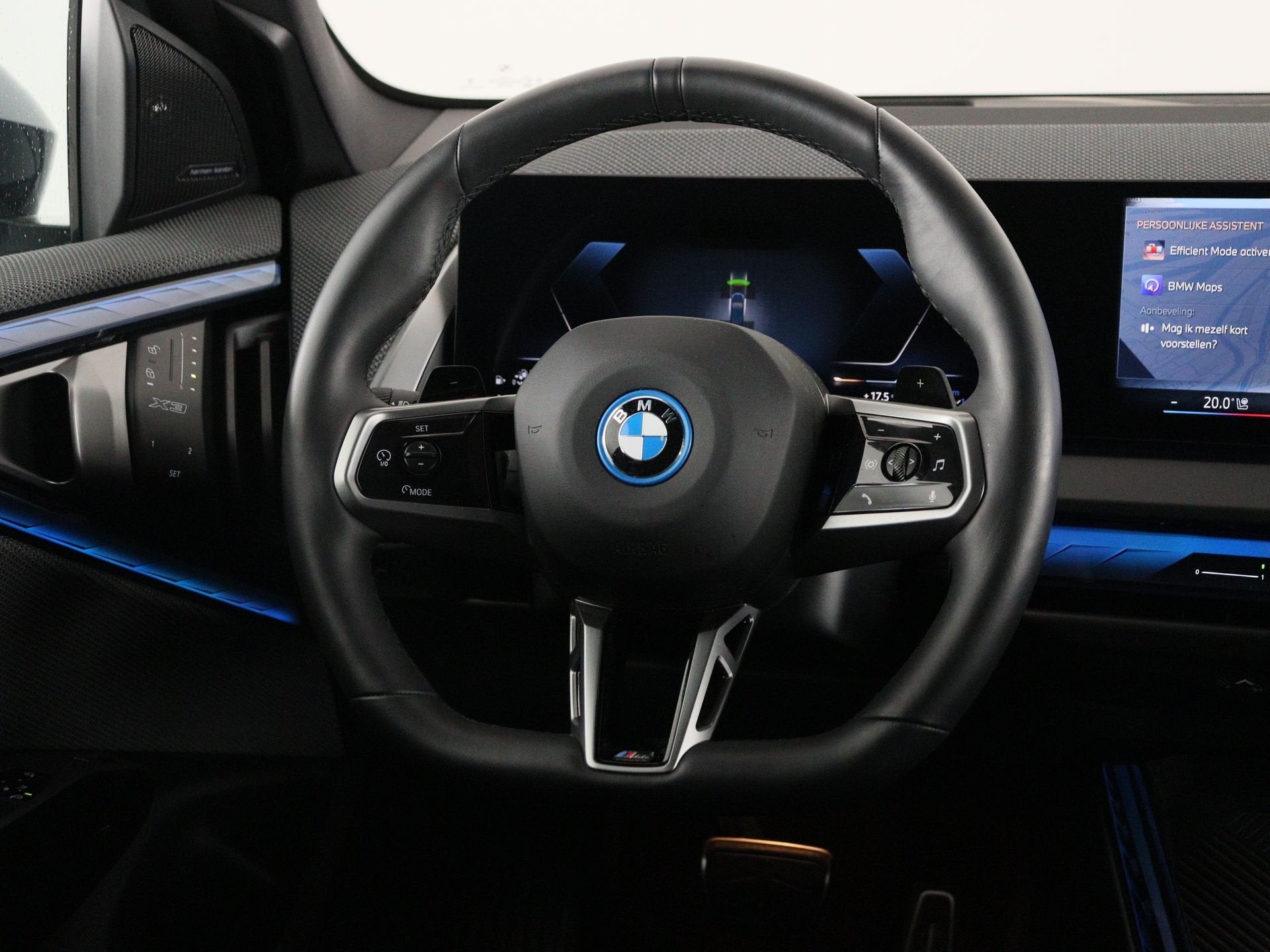 BMW X3 30e xDrive (bj 2026, automaat), Auto's, Automaat, Gebruikt, Zwart, 4 cilinders
