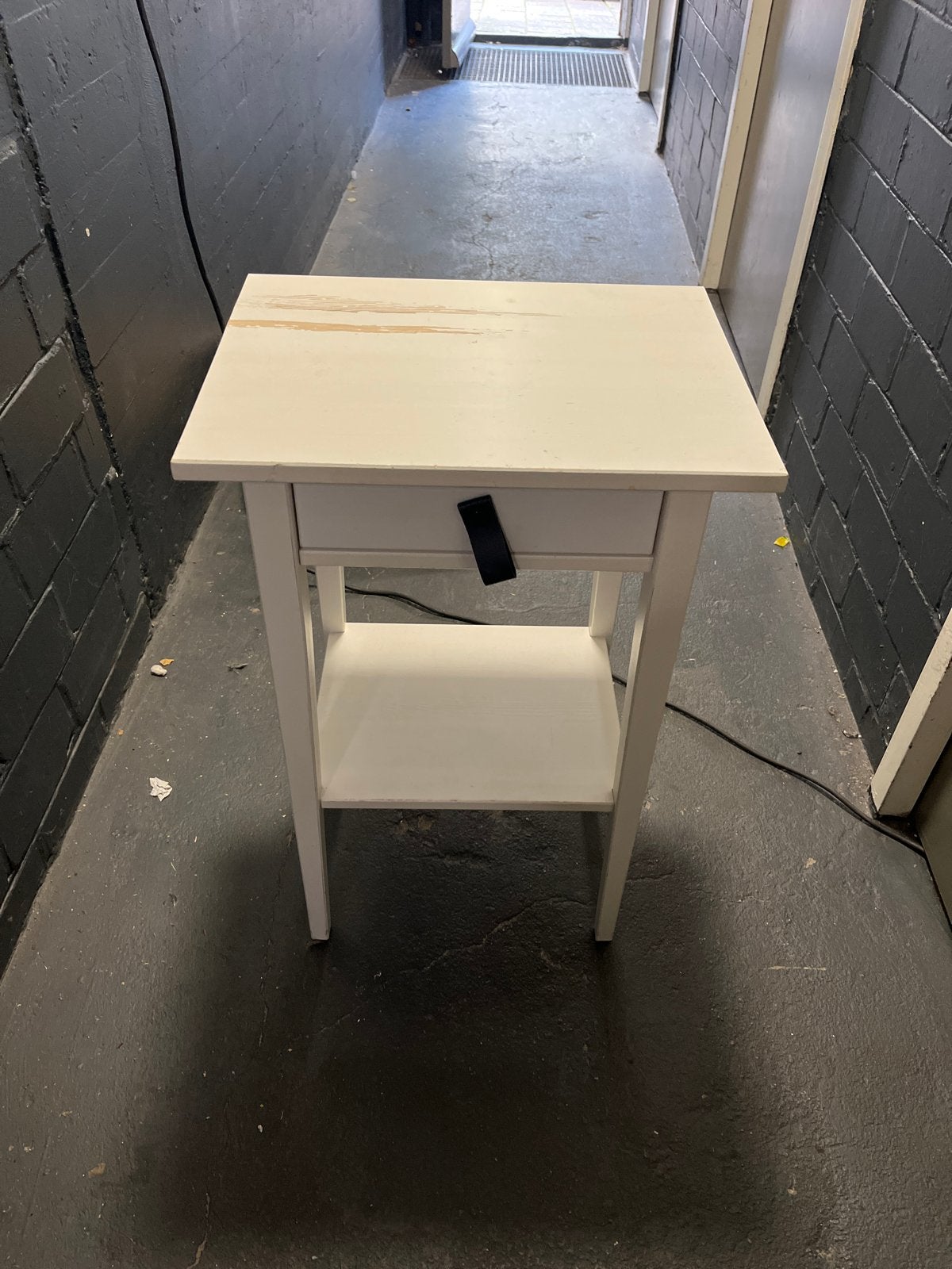 Hemnes Wit nachtkastje met lade en plank, Minder dan 55 cm, Gebruikt, Vierkant, Hout