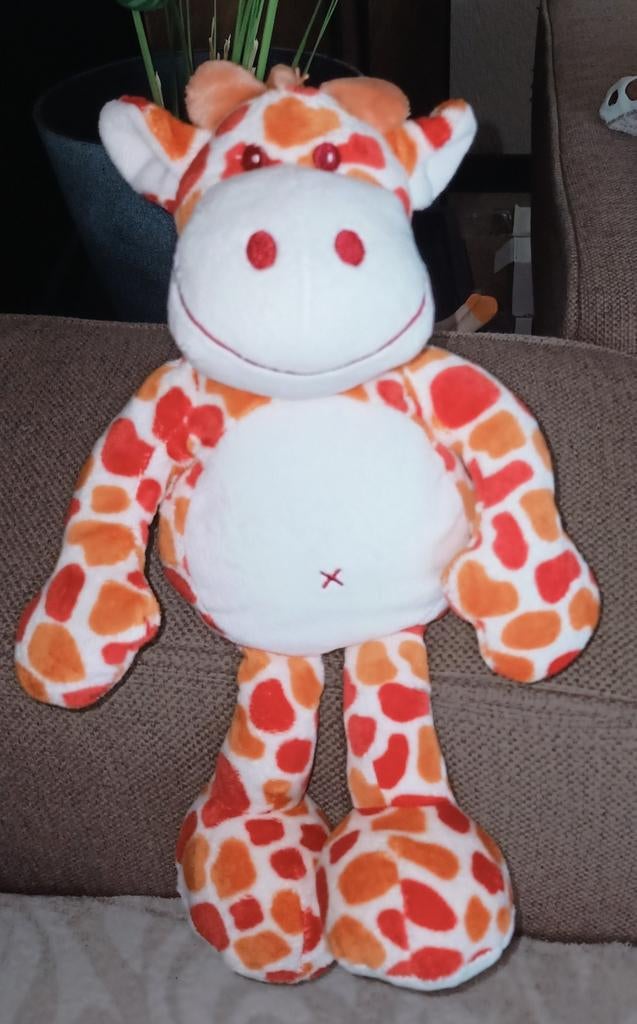 Tiamo giraf / giraffe. Wit met rode en oranje vlekken., Kinderen en Baby's, Speelgoed | Knuffels en Pluche, Giraf, Wasbaar, Ophalen of Verzenden