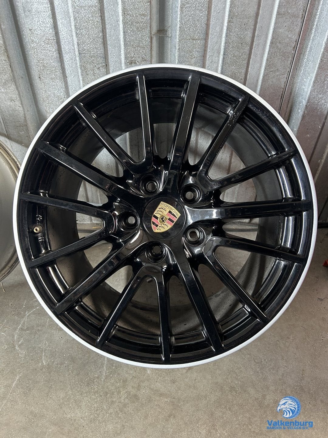 1 stuks originele Porsche 911 997 Sport 19 inch zwarte velg