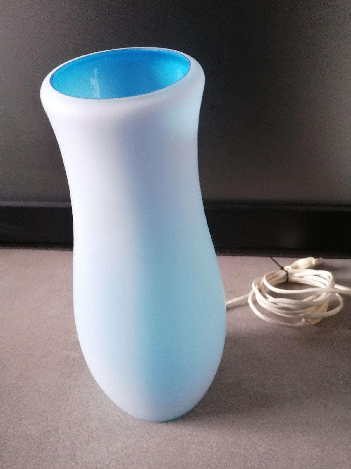 Moderne Ikea Mylonit Blauw witte tafellamp  sfeerlicht 31 cm, Blauw, E14 (klein), Ophalen of Verzenden, Met stekker