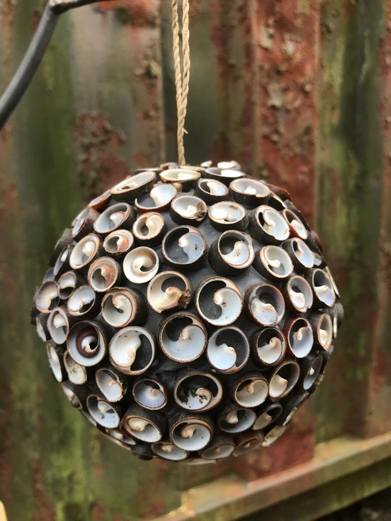 Schelpenbol decoratief uit Java indonesie schelp, Verburgt Vintage, Nieuw, Ophalen of Verzenden, https://verburgtvintage.nl/#contact
