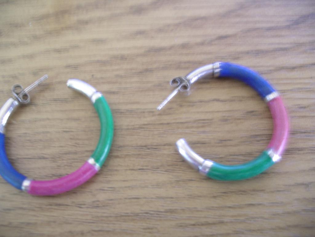 Een paar mooie Zilveren Creool Oorbellen met Edelstenen, Verzenden, Zilver, Oorbellen, Met edelsteen