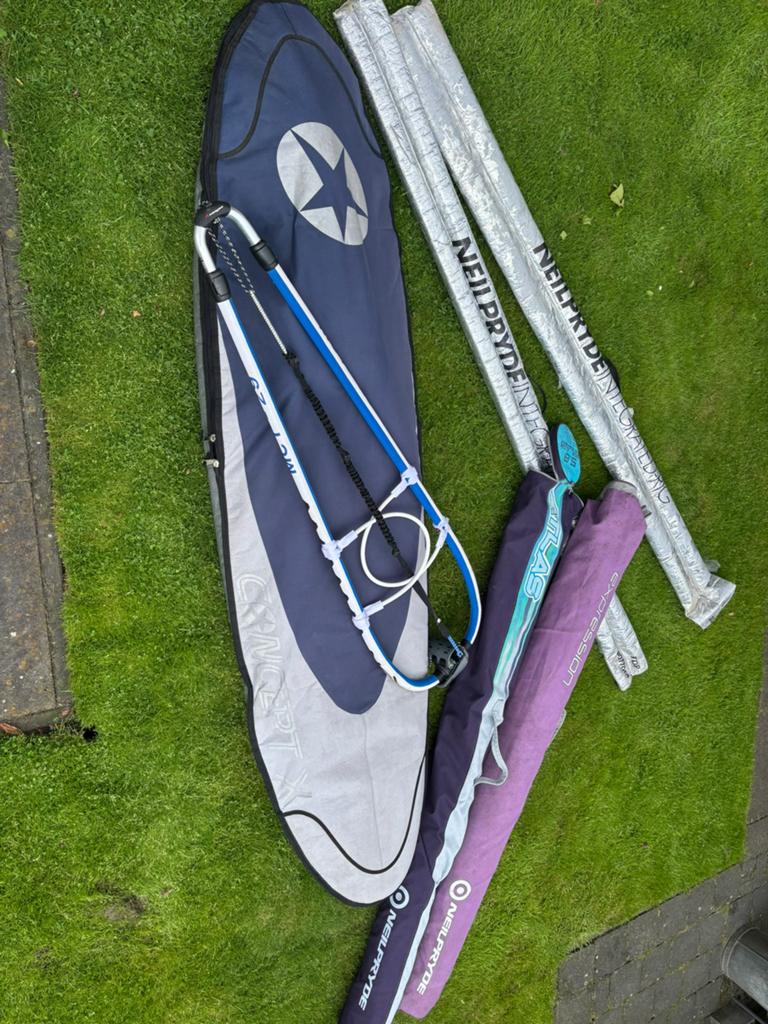 Complete windsurf set! F2 spice 106, 2 zeilen en meer, Watersport en Boten, Ophalen of Verzenden, Gebruikt, F2, Complete set