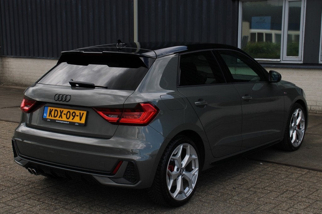Audi A1 Sportback 40 TFSI 3X S Line B&O Virtual Leder Stoelv, Auto's, Audi, Zwart, 4 cilinders, 1984 cc, Leder en Stof