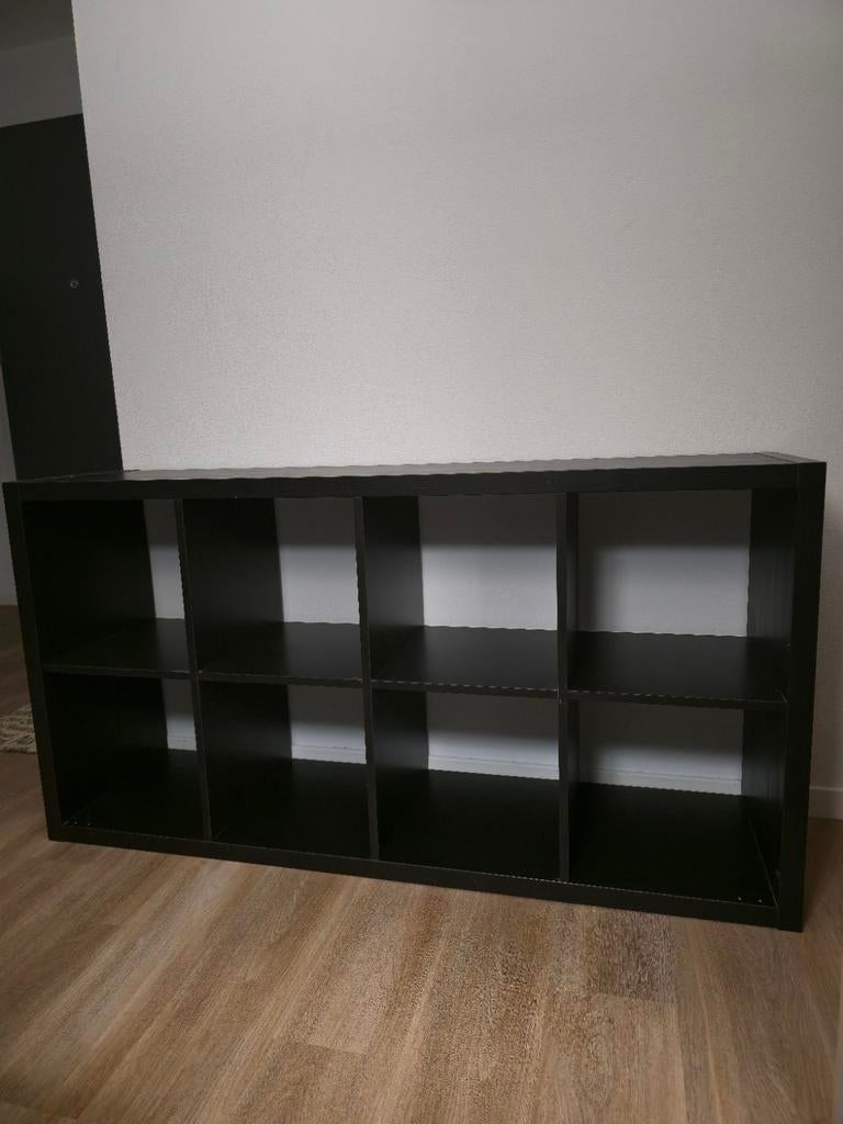 Zwarte boekenkast met 8 ruime houten planken, Ophalen, Met plank(en), Zwart, 50 tot 100 cm