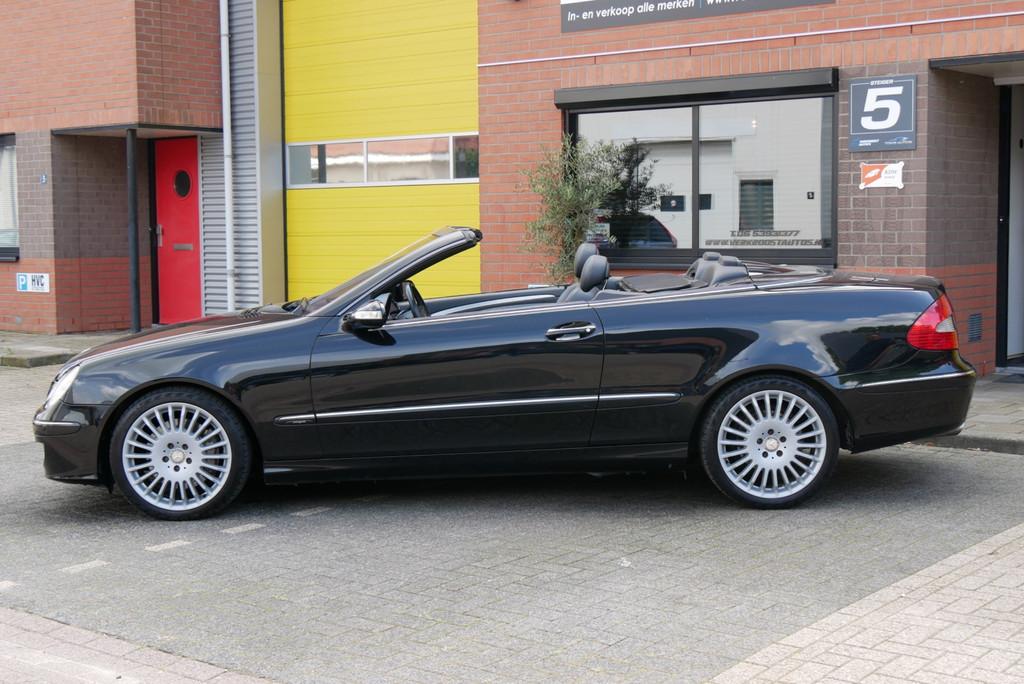 Mercedes-Benz CLK-klasse Cabrio 320 CDI Eleganceautomaat.zee, Auto's, Achterwielaandrijving, Gebruikt, Zwart, 197 €/maand