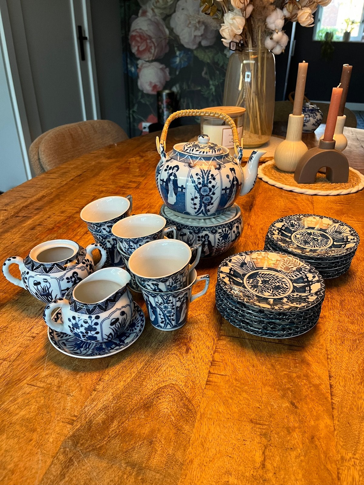 Thee servies ‘Lange Lijs’, Ophalen