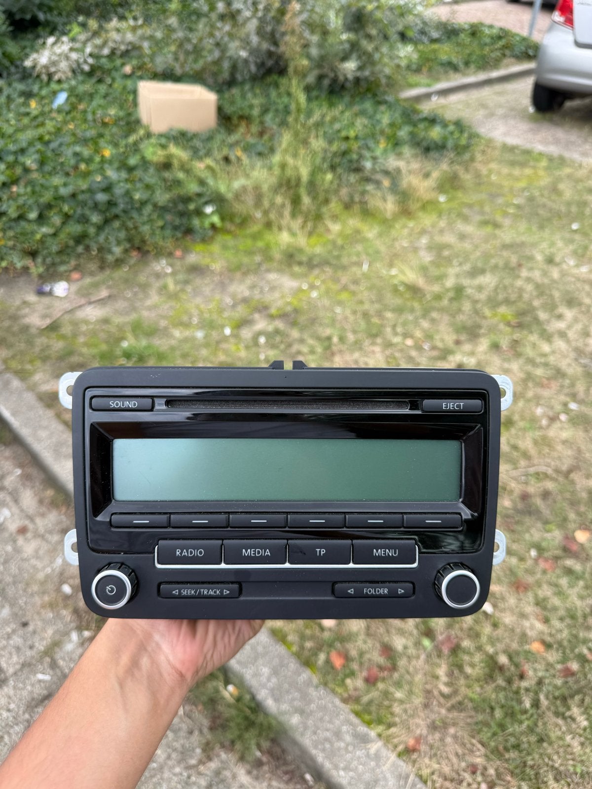 VW RCD 310 Radio CD-speler - Origineel Volkswagen, Auto diversen, Ophalen of Verzenden, Gebruikt