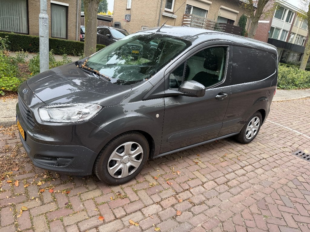Ford Transit Courier 1.5 TDCi 2018 86.700km | ex btw, Voorwielaandrijving, Stof, 74 pk, Origineel Nederlands