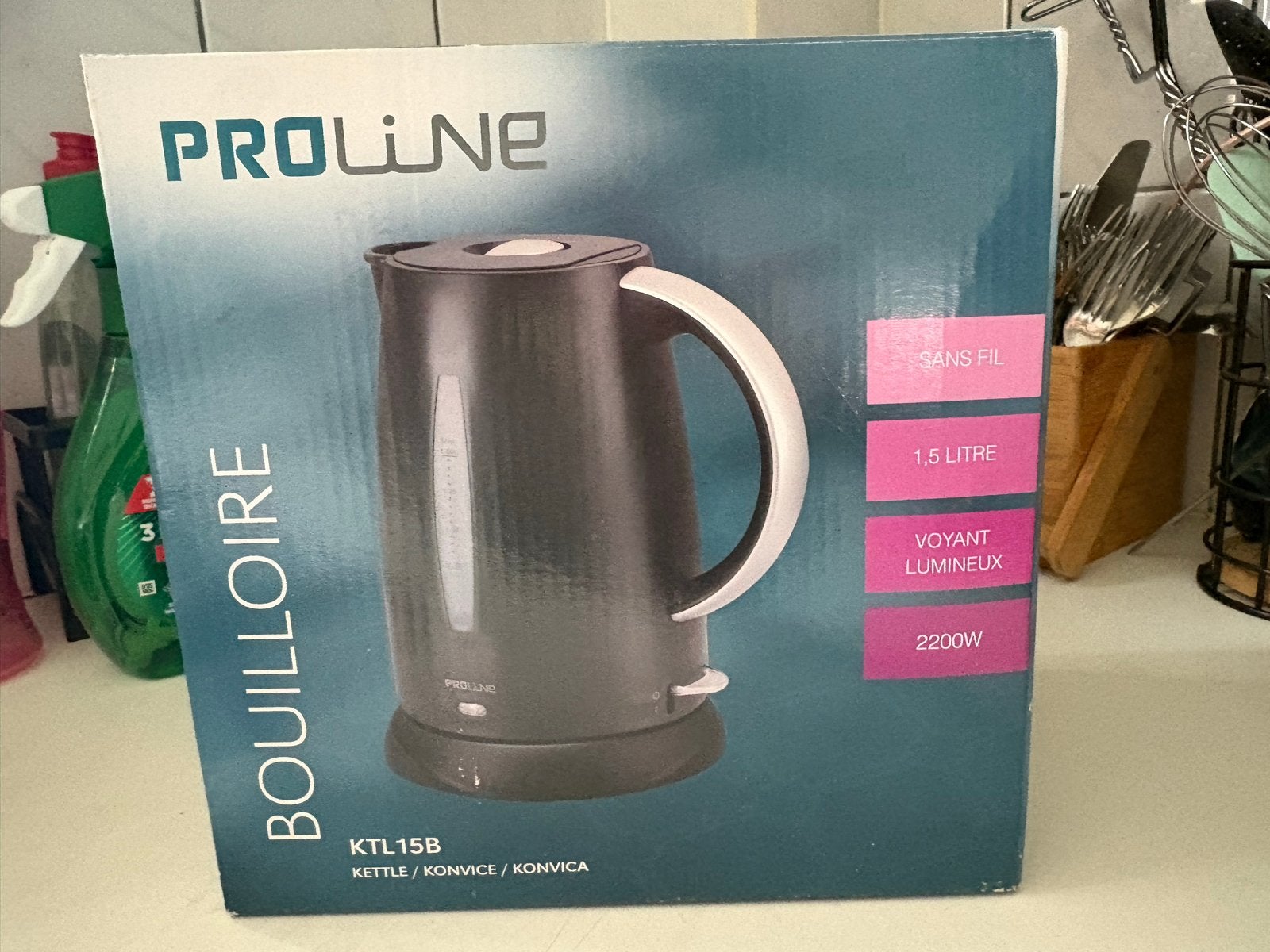 PROLINE KTL15B Waterkoker - 1.5L, Draadloos, 2200W, 1 tot 2 liter, Ophalen of Verzenden, Nieuw, Draadloos