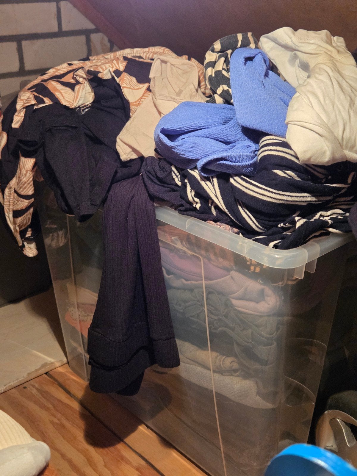 Grote bak vol positiekleding maat M, Kleding | Dames, Positiekleding, Ophalen, Gedragen, Maat 38/40 (M), Broek of Spijkerbroek