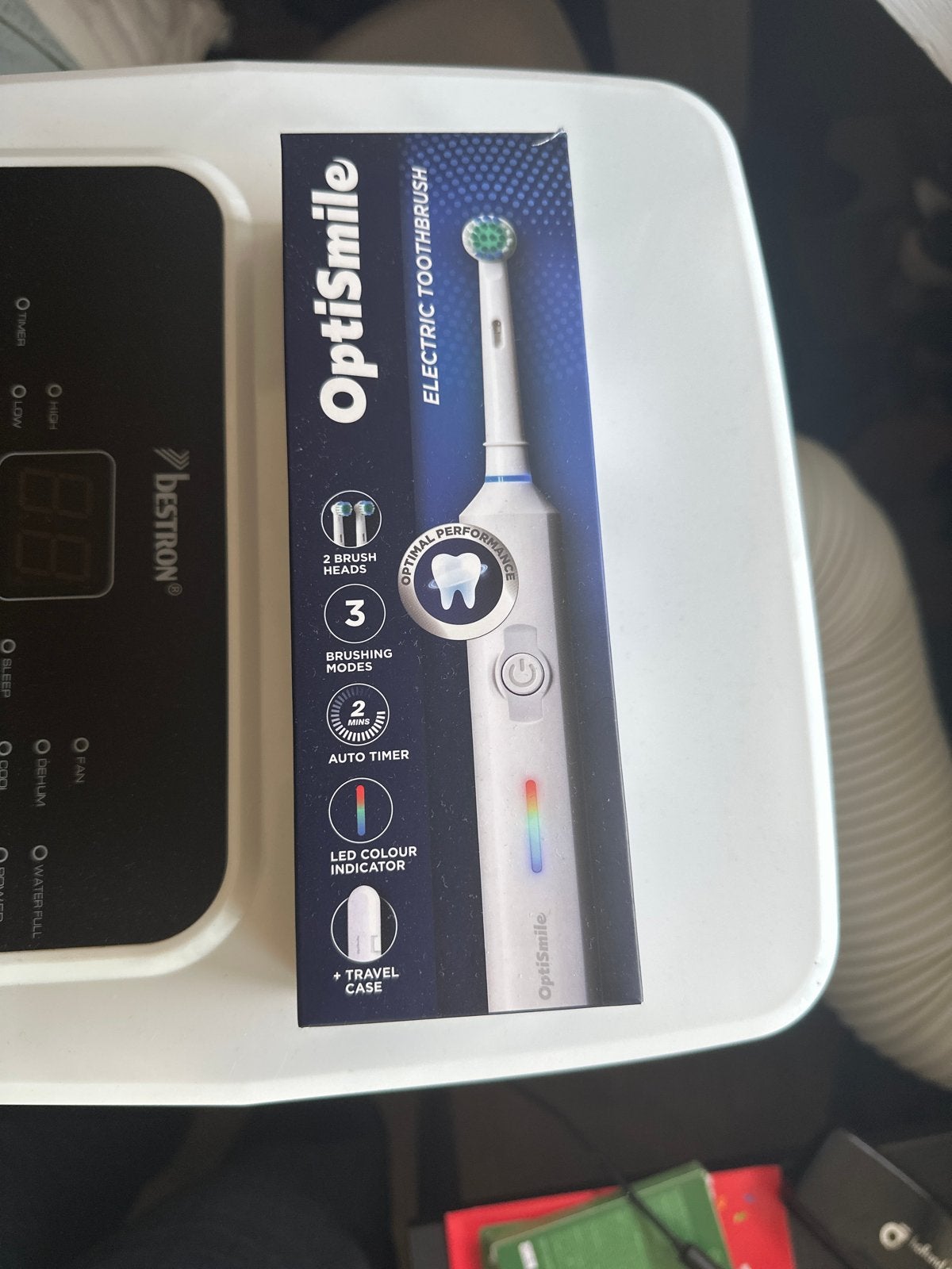 OptiSmile Elektrische Tandenborstel met 2 opzetborstels, Ophalen of Verzenden, Nieuw, Mondverzorging
