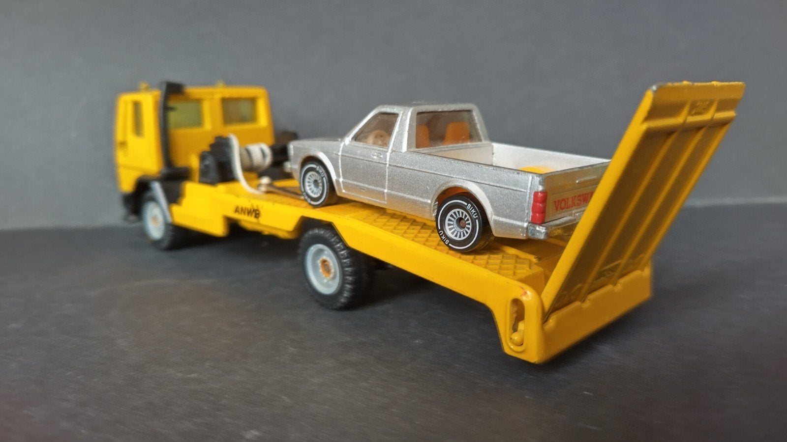 Ford Cargo Anwb Volkswagen Caddy 1:55 Siku Pol, Hobby en Vrije tijd, Modelauto's | 1:87, Verzenden, Zo goed als nieuw, Sieper