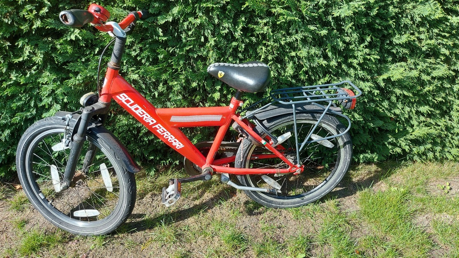 Ferrari kinderfiets 20 inch - gebruikt/ 0pknapper, Ophalen, 20 inch of meer, Velgrem, Zo goed als nieuw