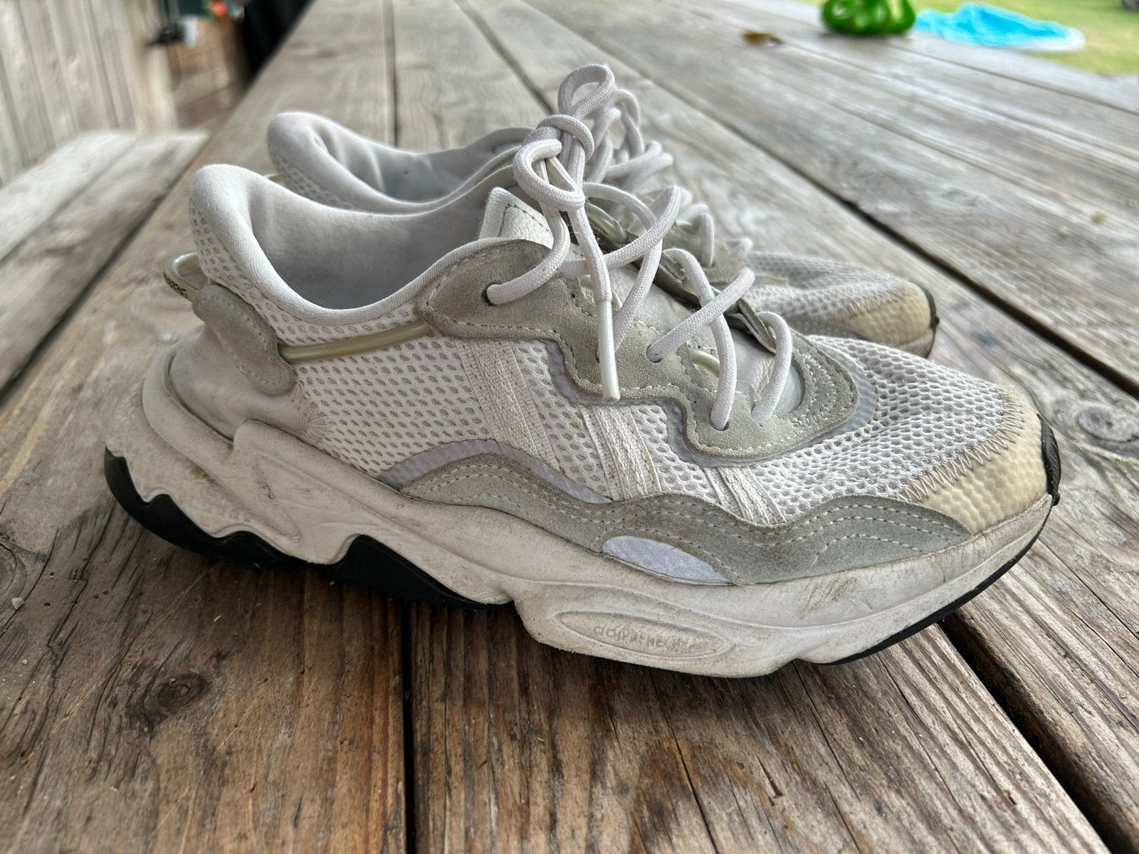 Adidas Ozweego sneakers - Maat 37, Ophalen of Verzenden, Gedragen, Wit, Sneakers of Gympen