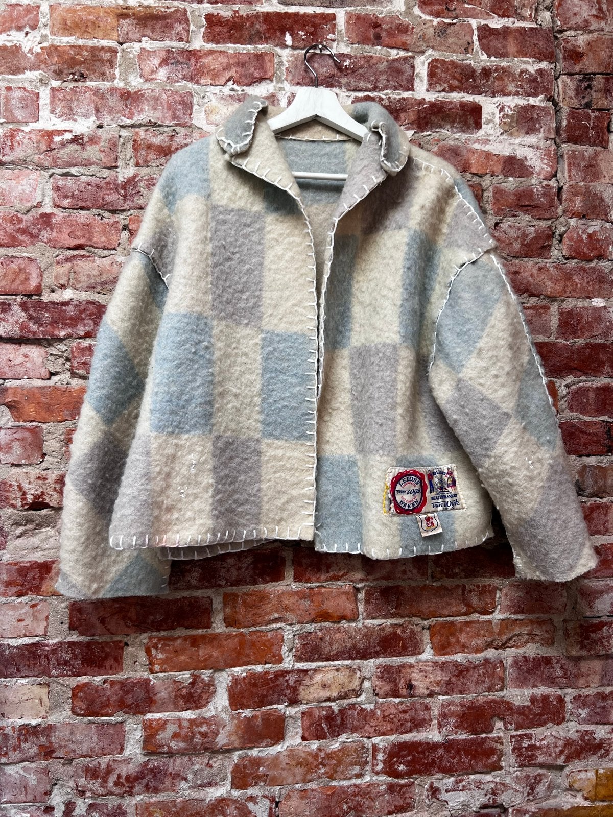 Unieke handgemaakte jas van Leidse deken, Kleding | Dames, Jassen | Zomer, Ophalen of Verzenden, Zo goed als nieuw, Maat 38/40 (M)